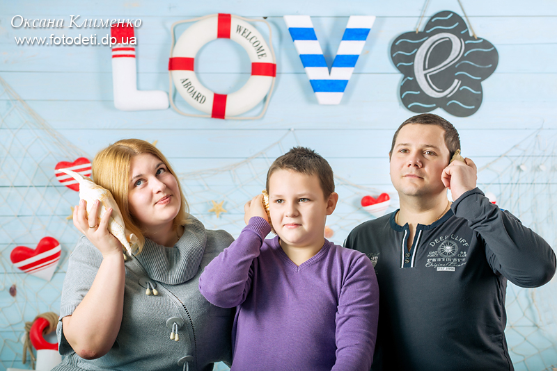 Семейная фотосессия в студии на день влюбленных, Днепропетровск. Интерьерная студия  Semeinoefoto на день св. Валентина