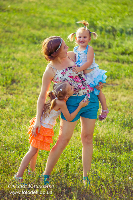 Семейная фотосессия на природе, Днепропетровск, семейная фотосъемка на улице, летняя