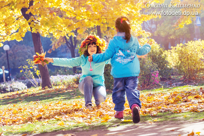 Семейная и детская фотосессия на природе осенью, Днепропетровск, семейная фотосъемка на улице, осень, осенняя фотосессия, фотограф Оксана Клименко